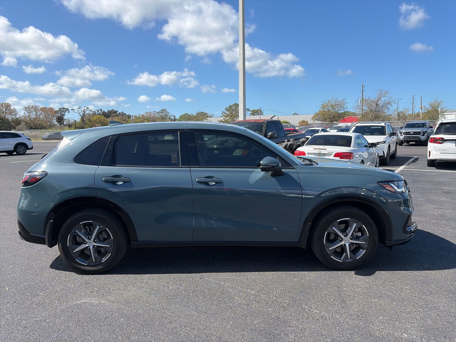 Certified 2024 Honda HR-V EX-L image 8