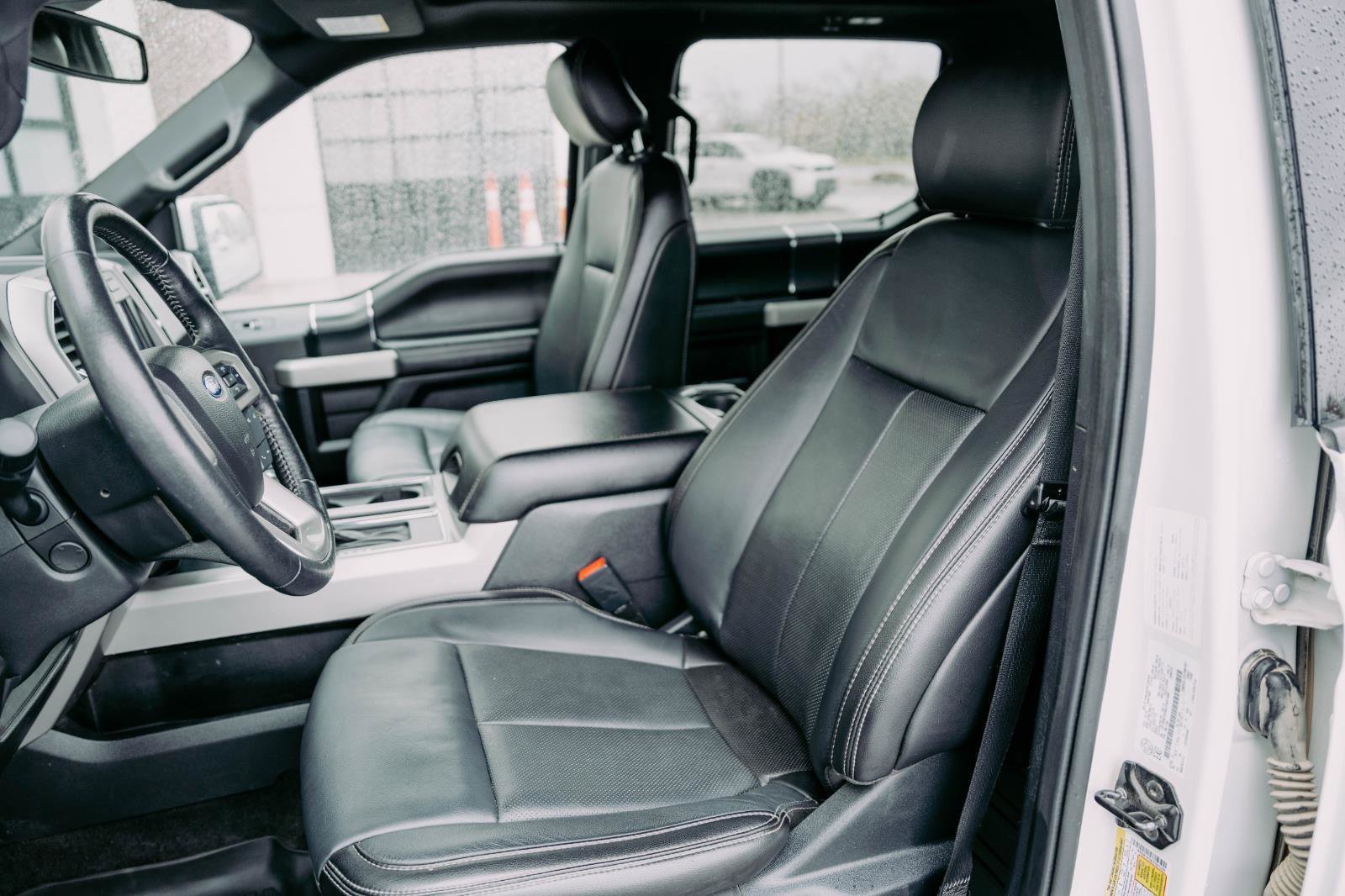 Used 2020 Ford F150 Lariat w/ Equipment Group 502A Luxury image 12