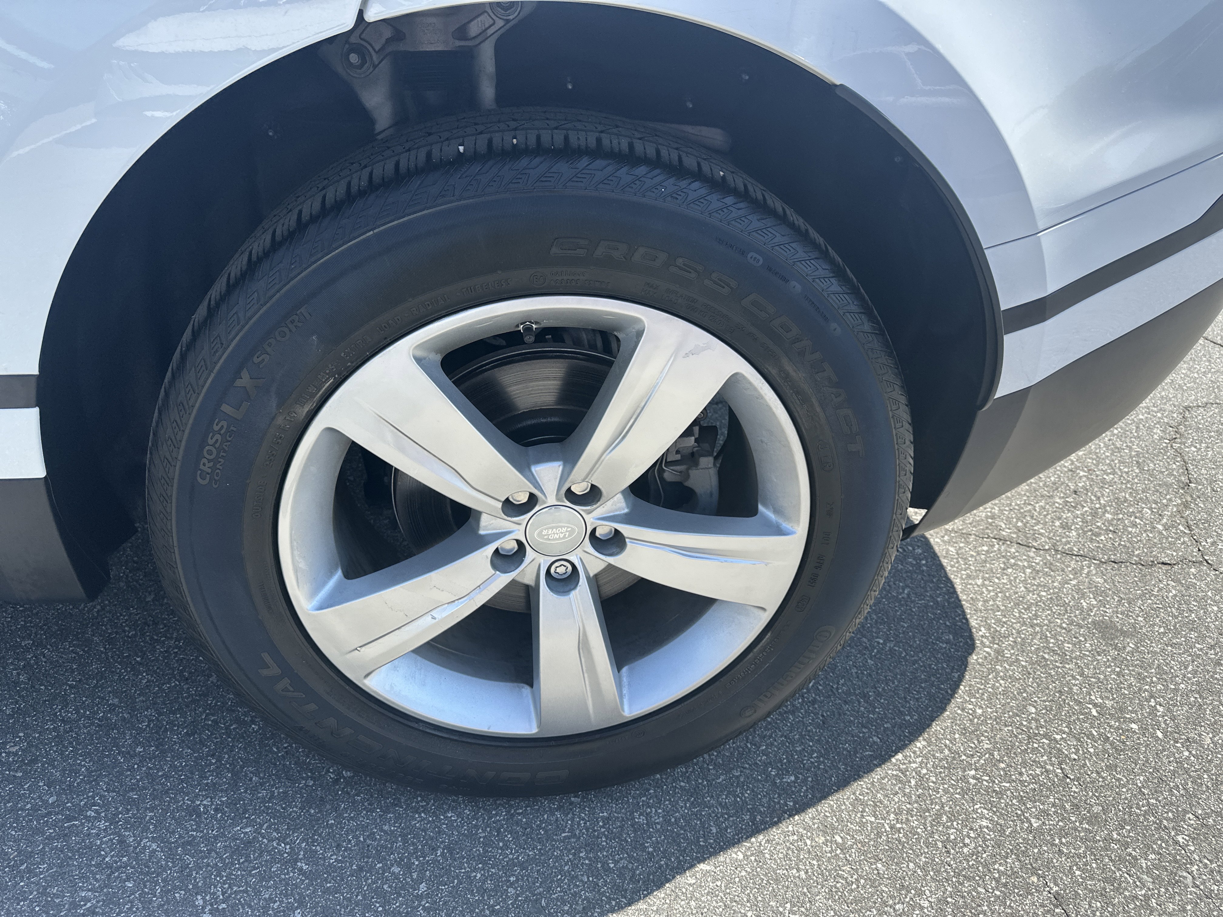 Used 2020 Land Rover Range Rover Velar S image 10