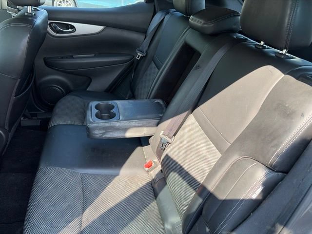 Used 2020 Nissan Rogue Sport SV w/ Technology Package FWD image 22