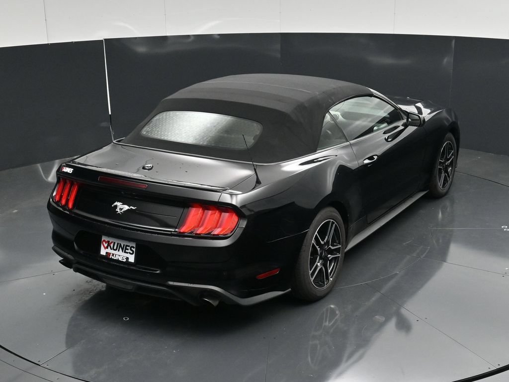 Used 2022 Ford Mustang Premium RWD image 44
