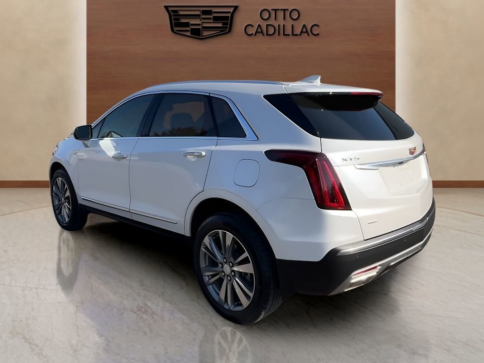 Certified 2024 Cadillac XT5 Premium Luxury image 3