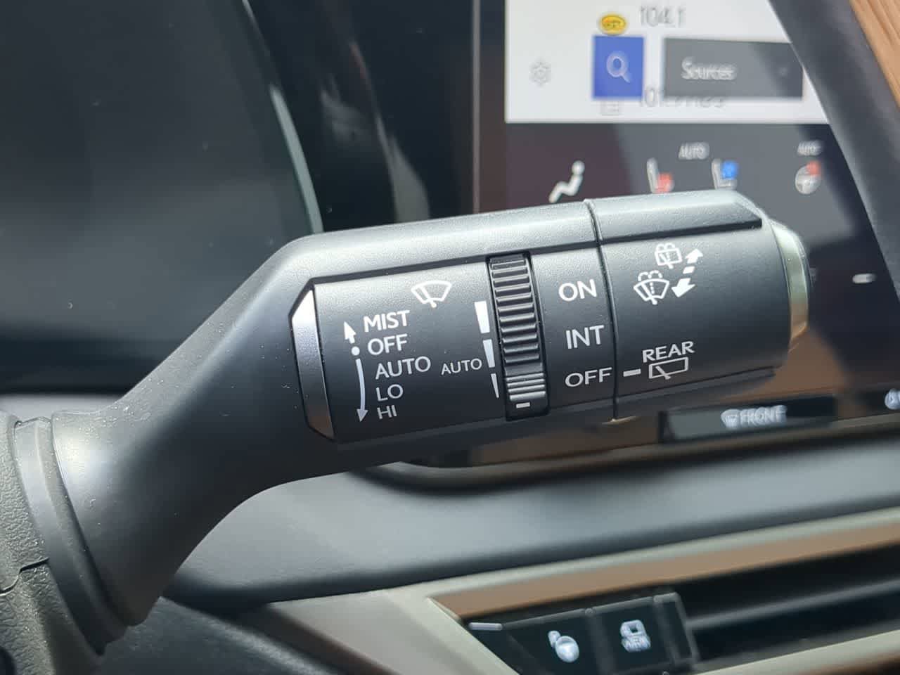 Used 2024 Lexus RX 350 Premium Plus w/ Convenience Package AWD/4WD image 28