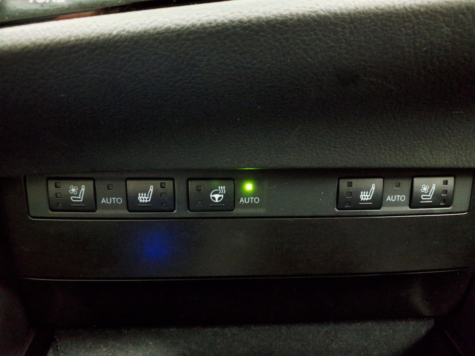 Used 2024 Lexus ES 350 w/ Premium Package image 22