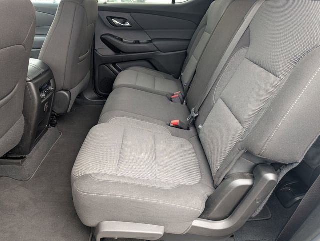 Used 2023 Chevrolet Traverse LT image 27