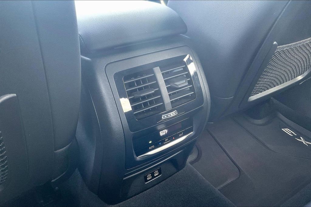 Used 2024 BMW X3 xDrive30i w/ Premium Package AWD/4WD image 10