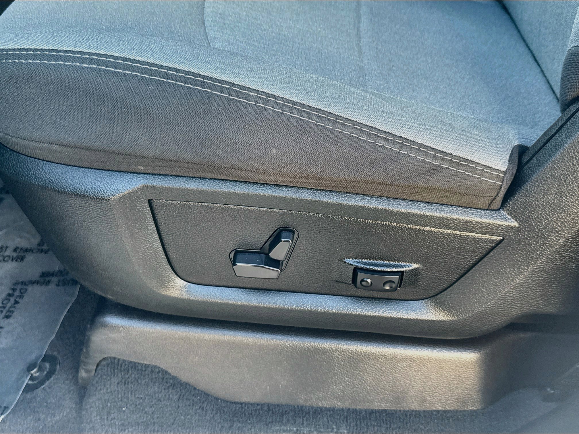Used 2024 RAM 3500 Big Horn AWD/4WD image 17