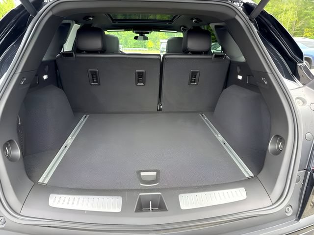 Used 2022 Cadillac XT5 Sportv w/ LPO, ONYX Package AWD/4WD image 23