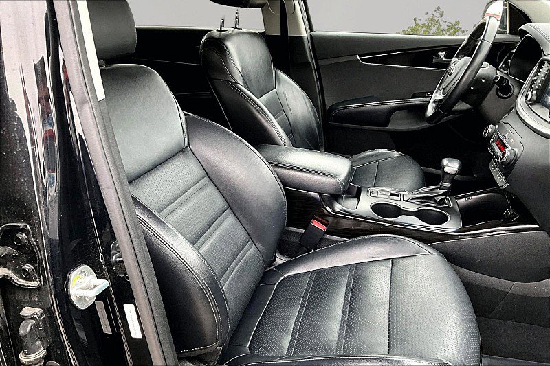 Used 2019 Kia Sorento EX FWD image 30