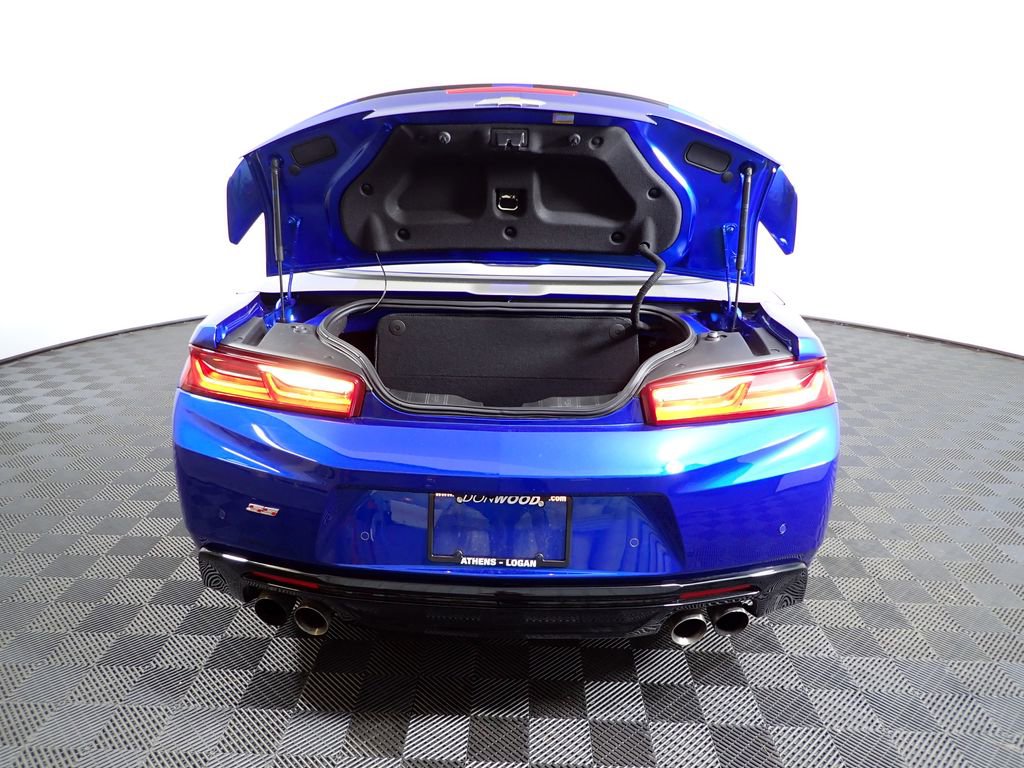 Used 2017 Chevrolet Camaro SS image 18