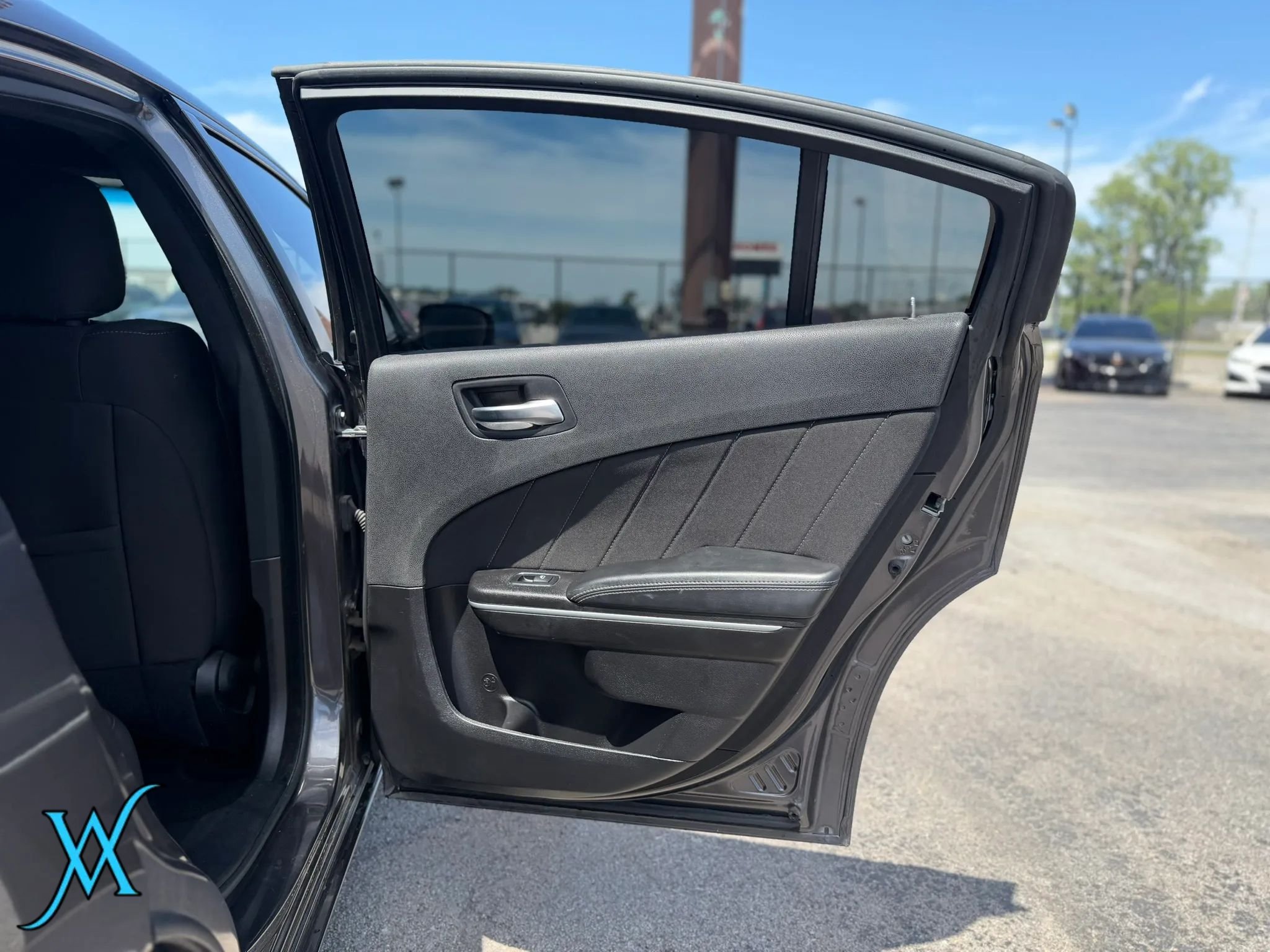 Used 2022 Dodge Charger SXT RWD image 16