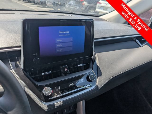 Used 2025 Toyota Corolla Cross XLE AWD/4WD image 19
