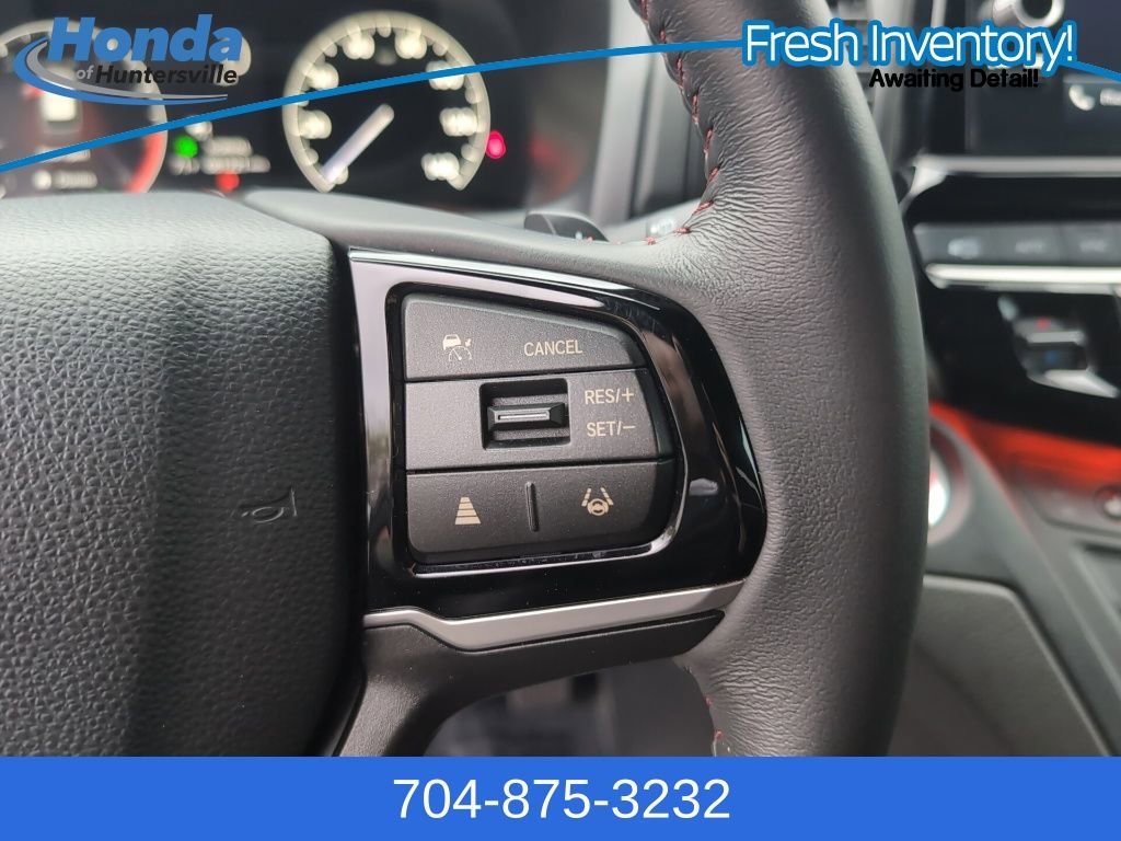 Used 2025 Honda Odyssey Sport-L image 22