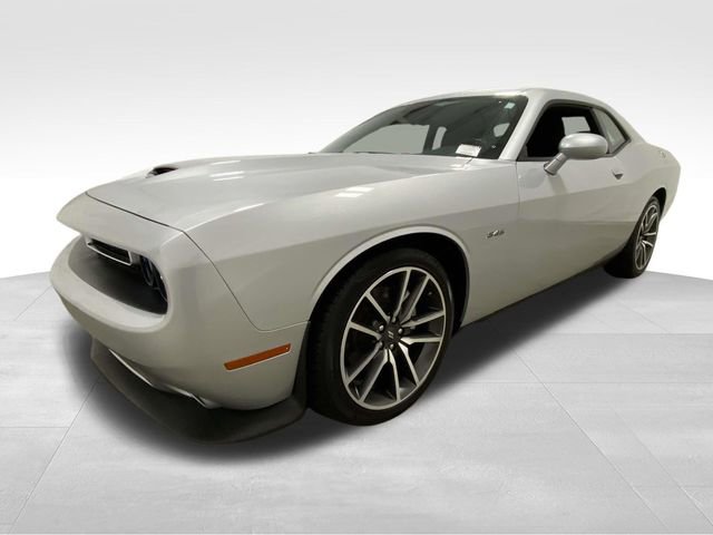 Used 2023 Dodge Challenger R/T image 6