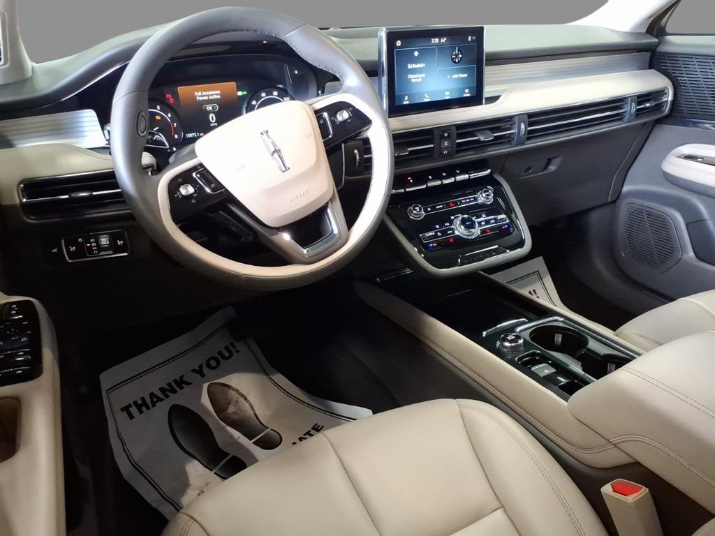 Certified 2022 Lincoln Corsair FWD image 5