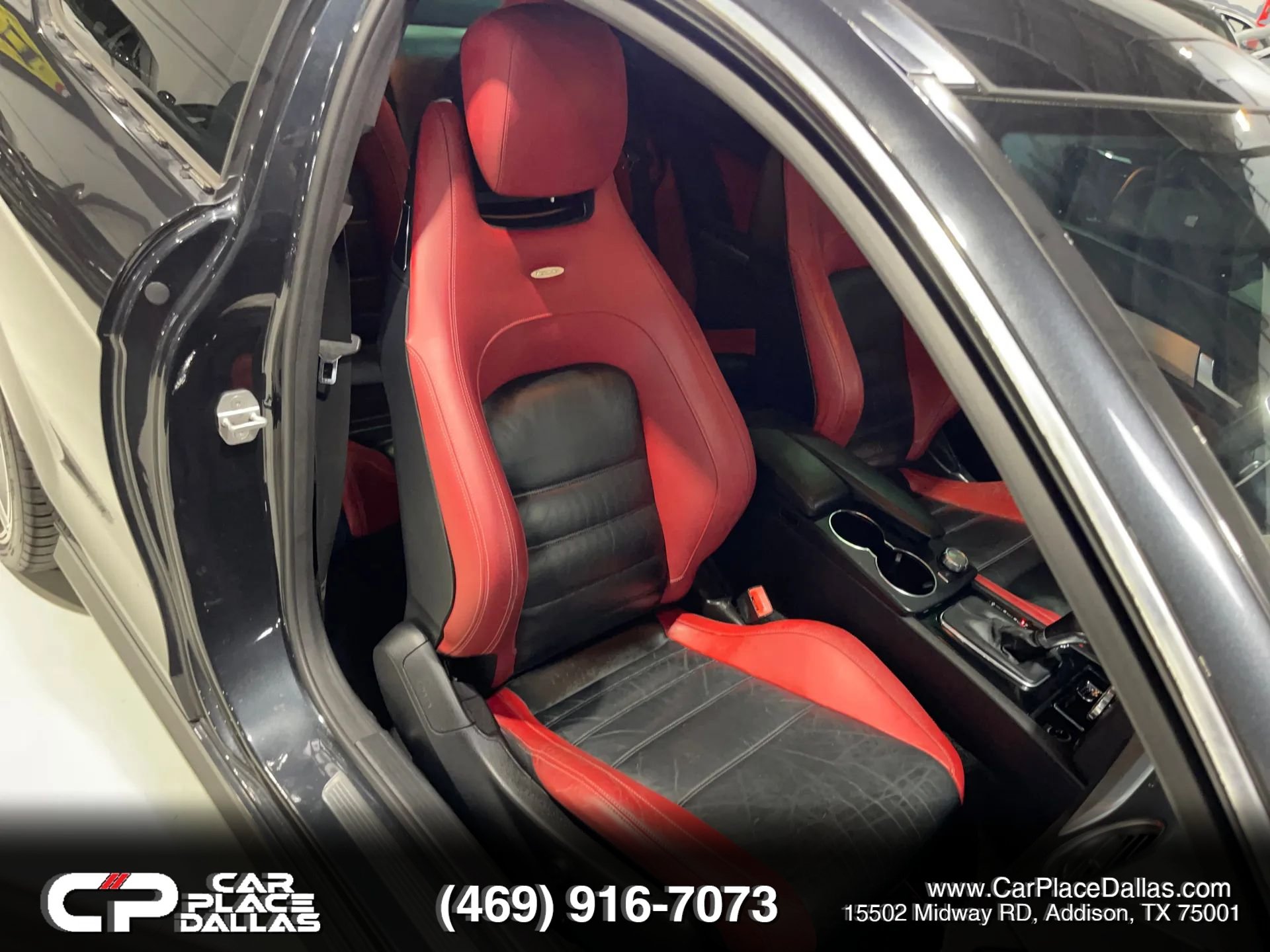 Used 2012 Mercedes-Benz C 63 AMG Coupe w/ Comand Single Disc Pkg image 23