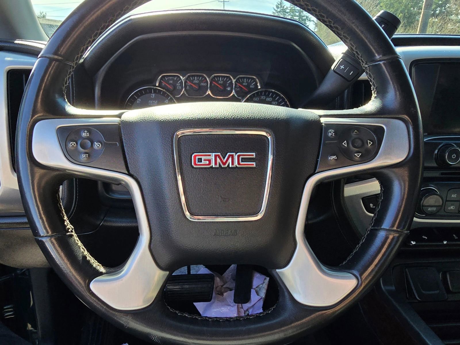 Used 2014 GMC Sierra 1500 SLE w/ SLE Value Package AWD/4WD image 22