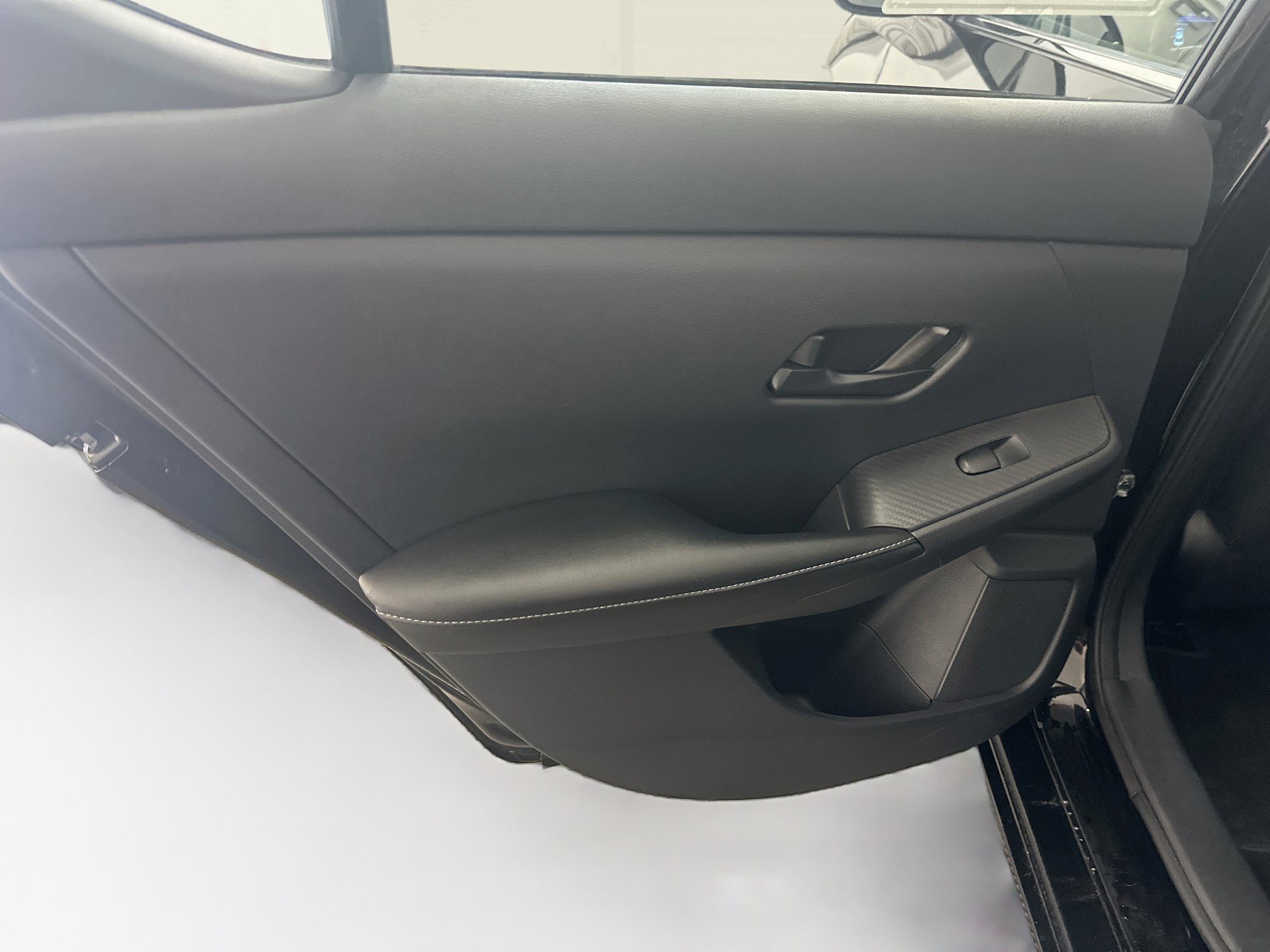 Used 2024 Nissan Sentra SV FWD image 26