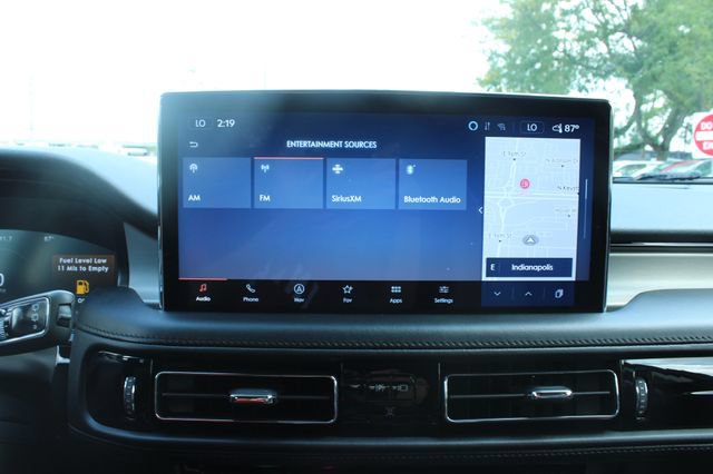 Used 2023 Lincoln Nautilus AWD w/ Premium Package image 19