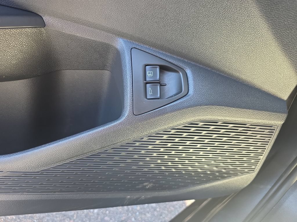 Used 2024 Volkswagen Jetta SEL FWD image 25