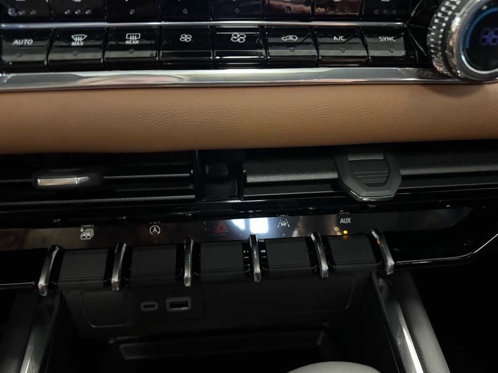 New 2026 GMC Canyon AT4 w/ Technology Plus Package image 23