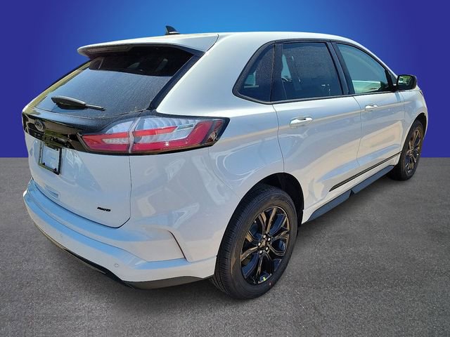 New 2024 Ford Edge SE w/ Black Appearance Package image 3