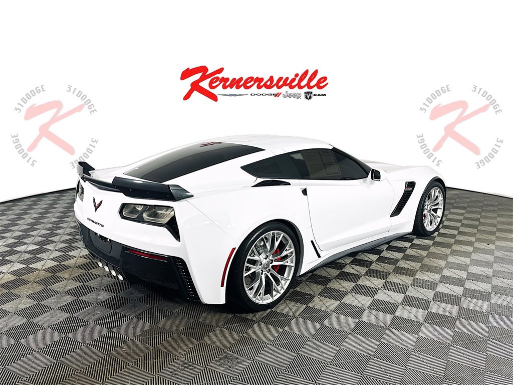 Used 2015 Chevrolet Corvette Z06 image 7