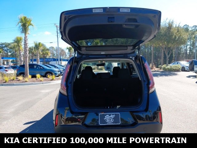 Certified 2025 Kia Soul LX w/ LX Technology Package image 25