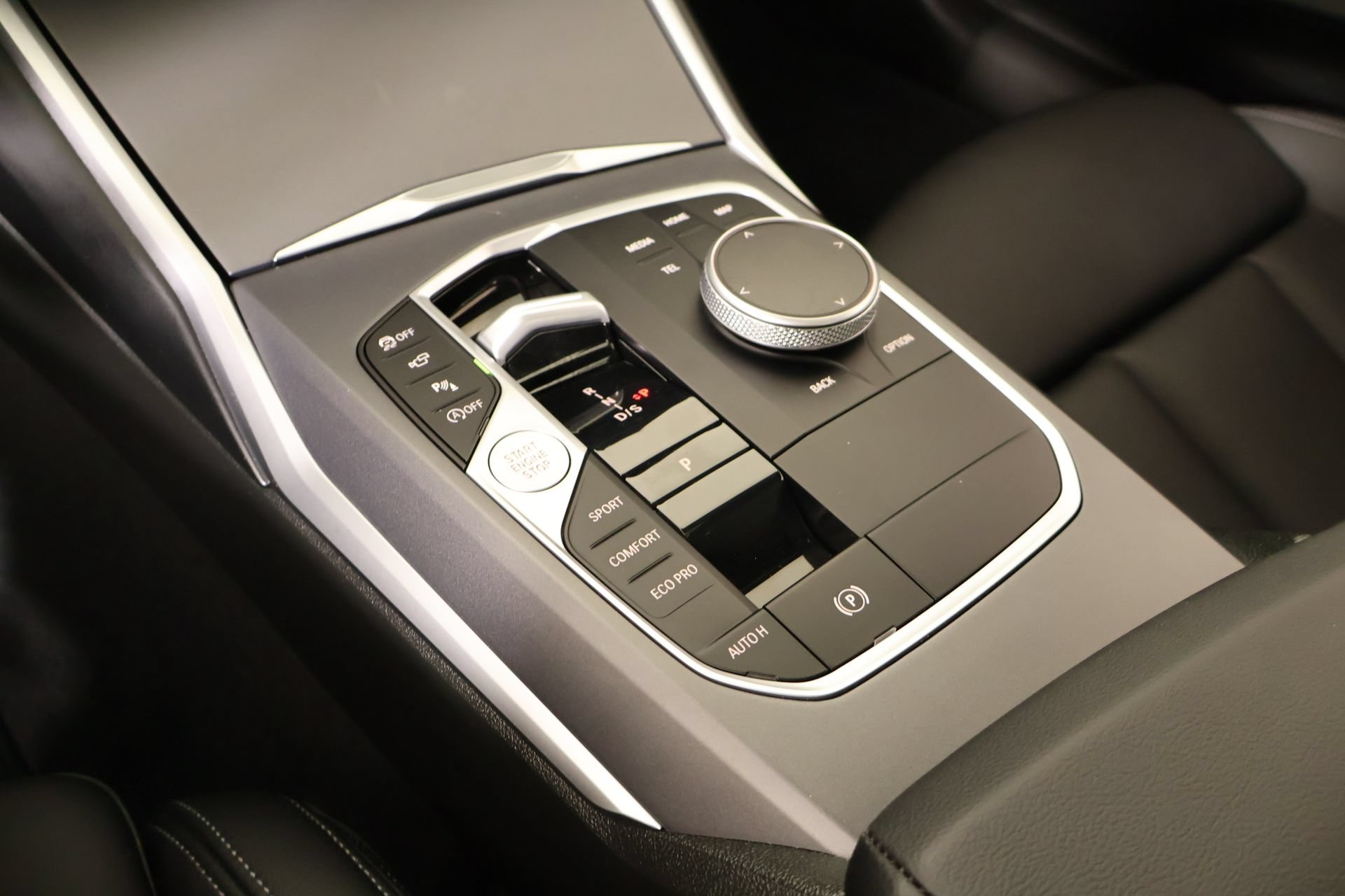Used 2025 BMW 230i Coupe RWD image 9