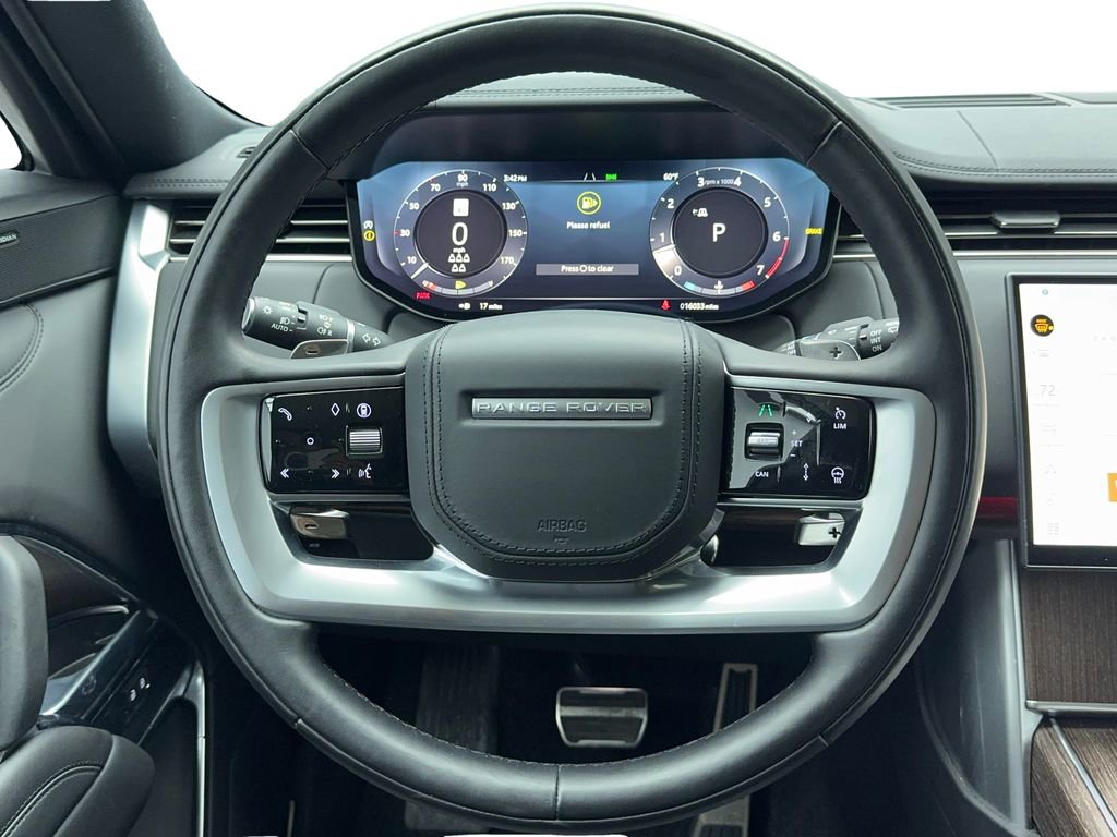 Used 2024 Land Rover Range Rover Long Wheelbase SE image 18