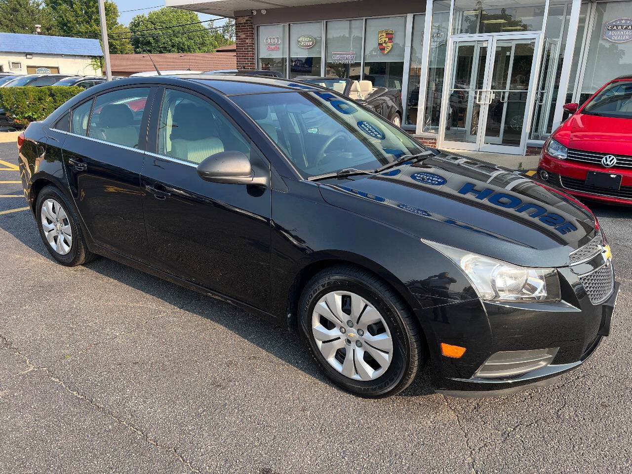 Used 2012 Chevrolet Cruze LS w/ Connectivity Package FWD image 4
