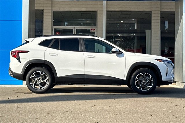 New 2026 Chevrolet Trax LT w/ Driver Confidence Package image 4