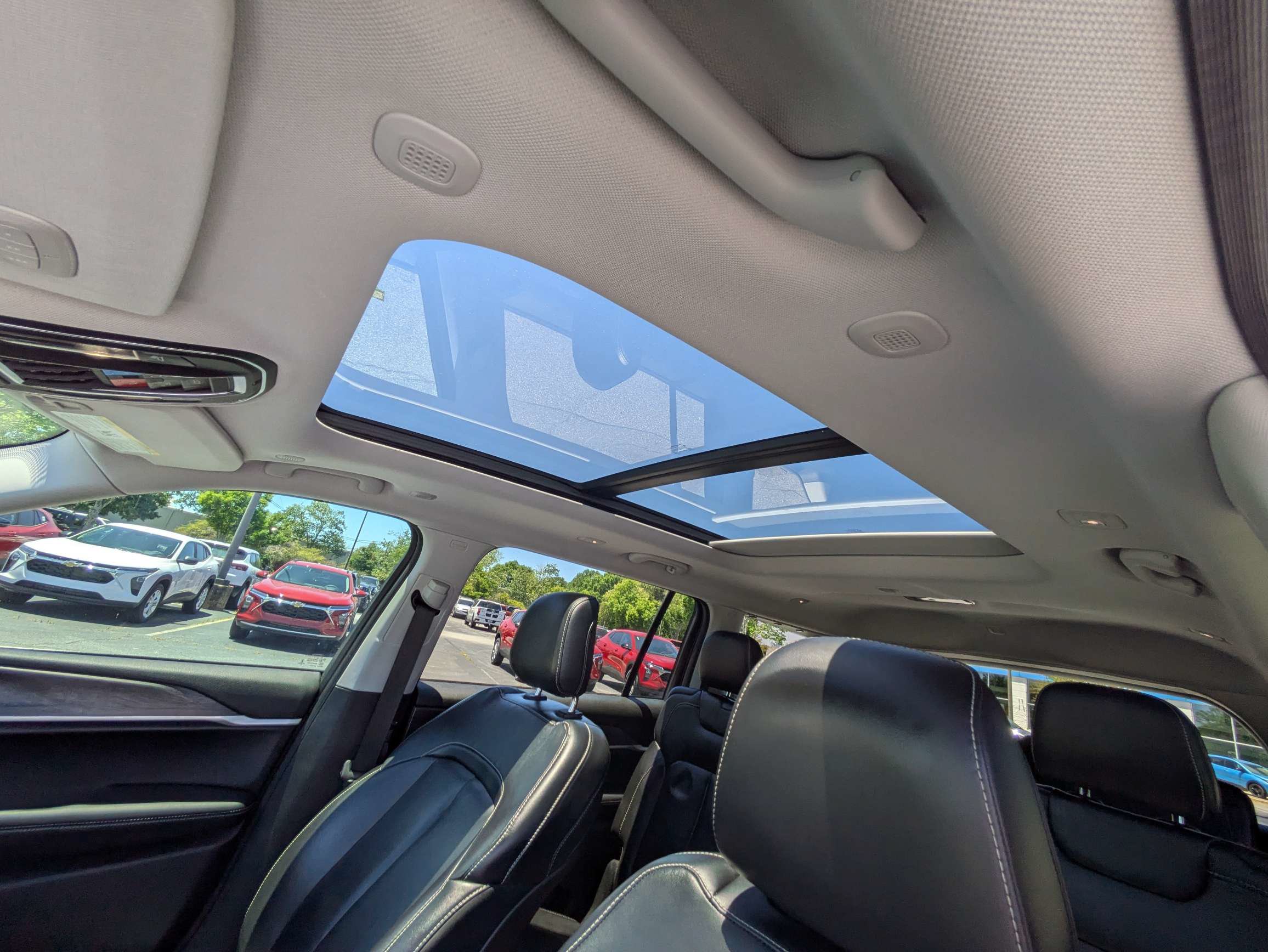 Used 2021 Jeep Grand Cherokee L Limited RWD image 22