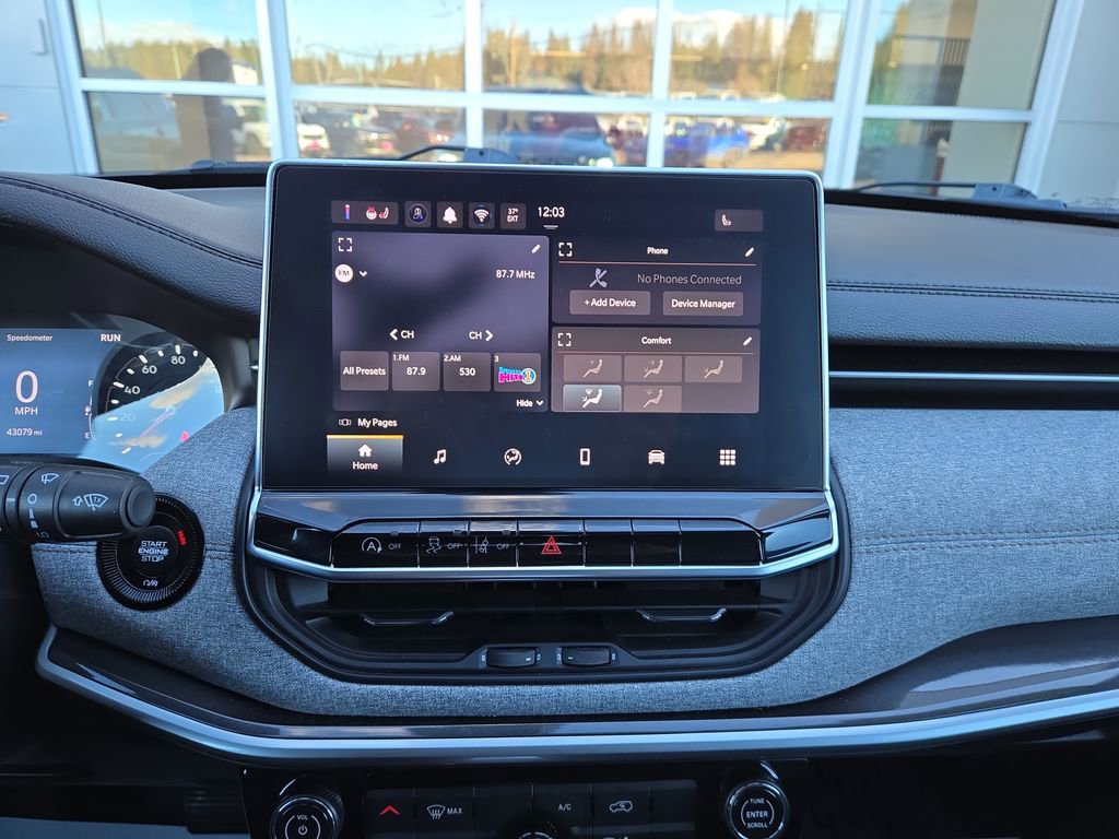 Used 2022 Jeep Compass Latitude image 23