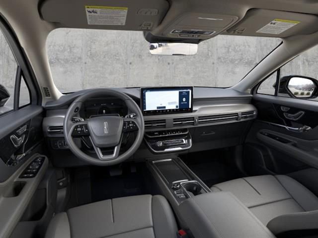 New 2026 Lincoln Corsair Premiere image 9