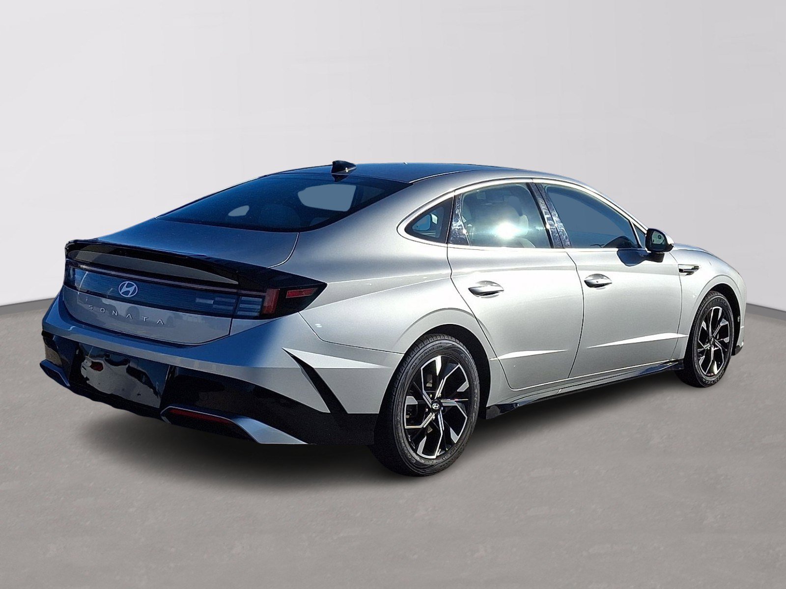 Used 2024 Hyundai Sonata SEL image 6