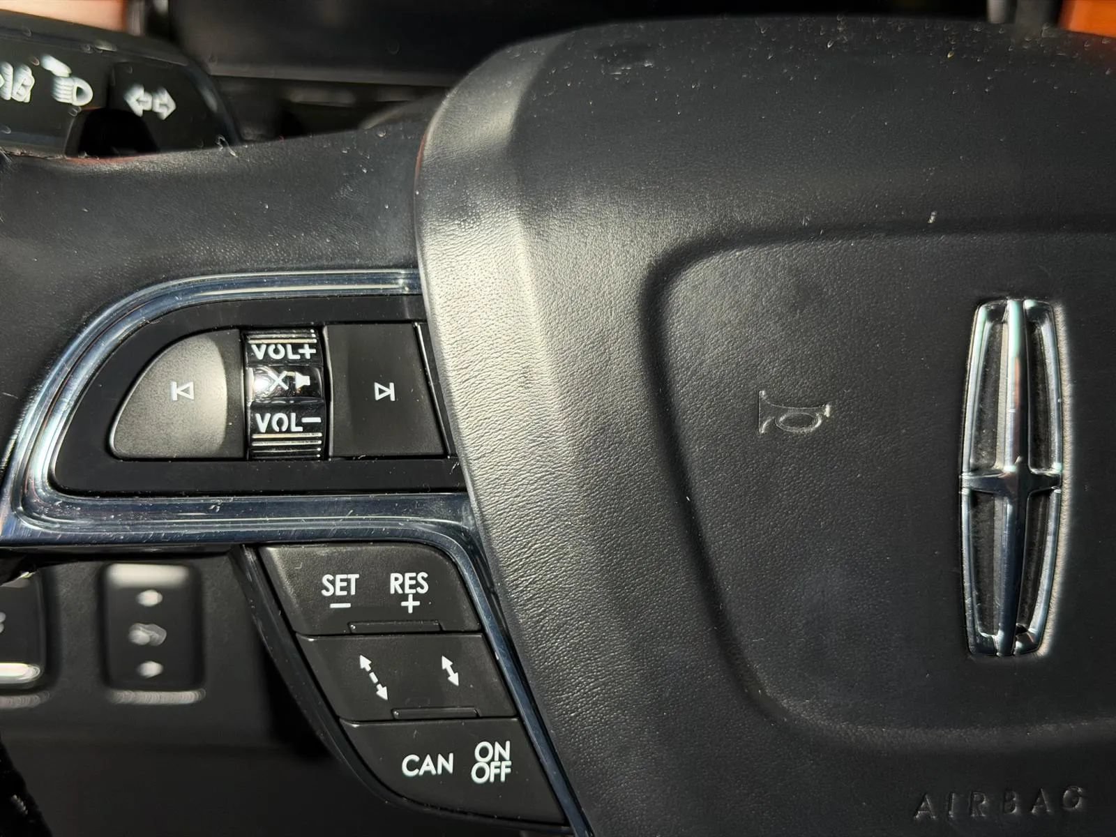 Used 2018 Lincoln Navigator Reserve w/ Technology Package AWD/4WD image 37