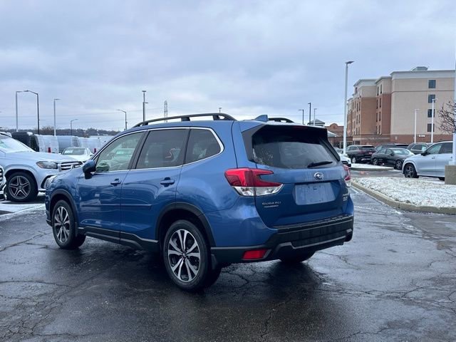 Used 2022 Subaru Forester Limited image 8