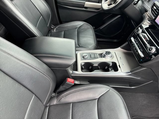 Used 2023 Ford Explorer Limited w/ Equipment Group 301A AWD/4WD image 88