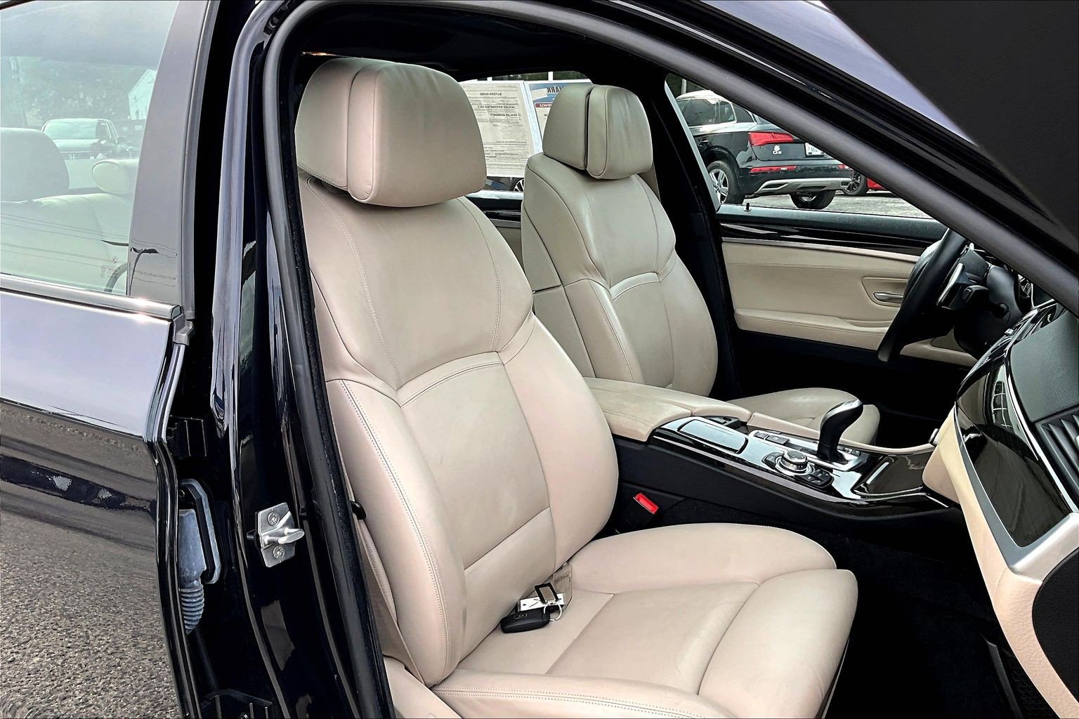 Used 2012 BMW 528i Sedan RWD image 7
