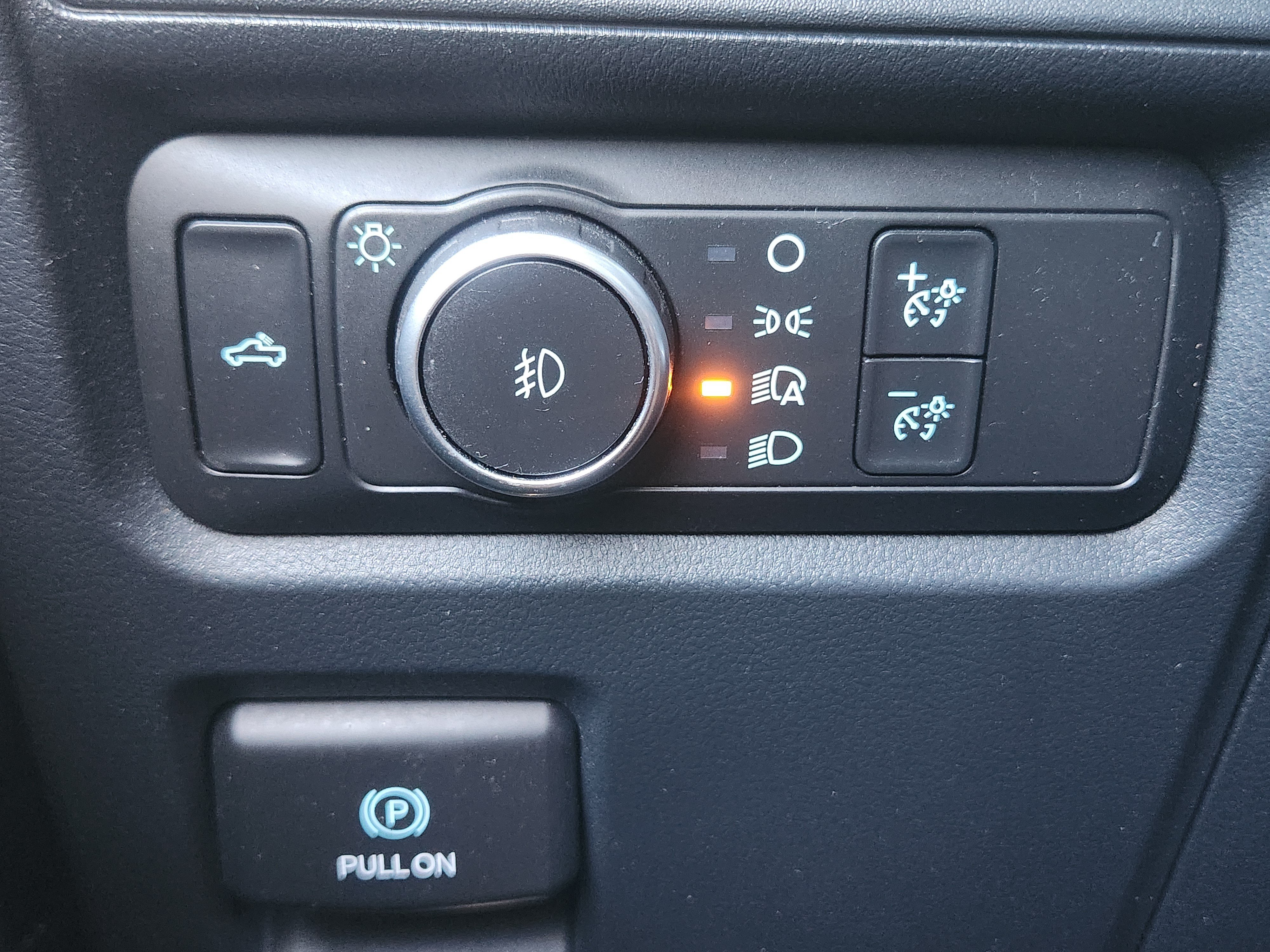 Used 2021 Ford F150 XL w/ STX Appearance Package RWD image 16
