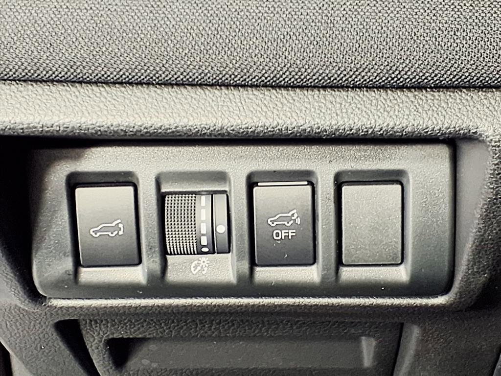 Certified 2025 Subaru Outback Premium image 21