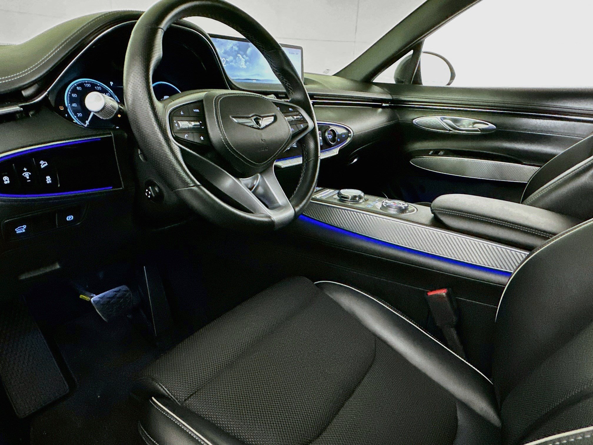 Used 2025 Genesis GV70 2.5T w/ Sport Prestige Package AWD/4WD image 7