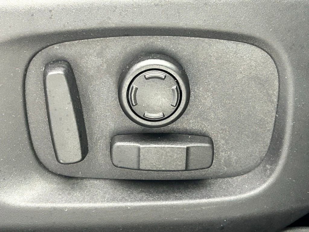 Used 2017 Land Rover Range Rover Evoque SE Premium image 11