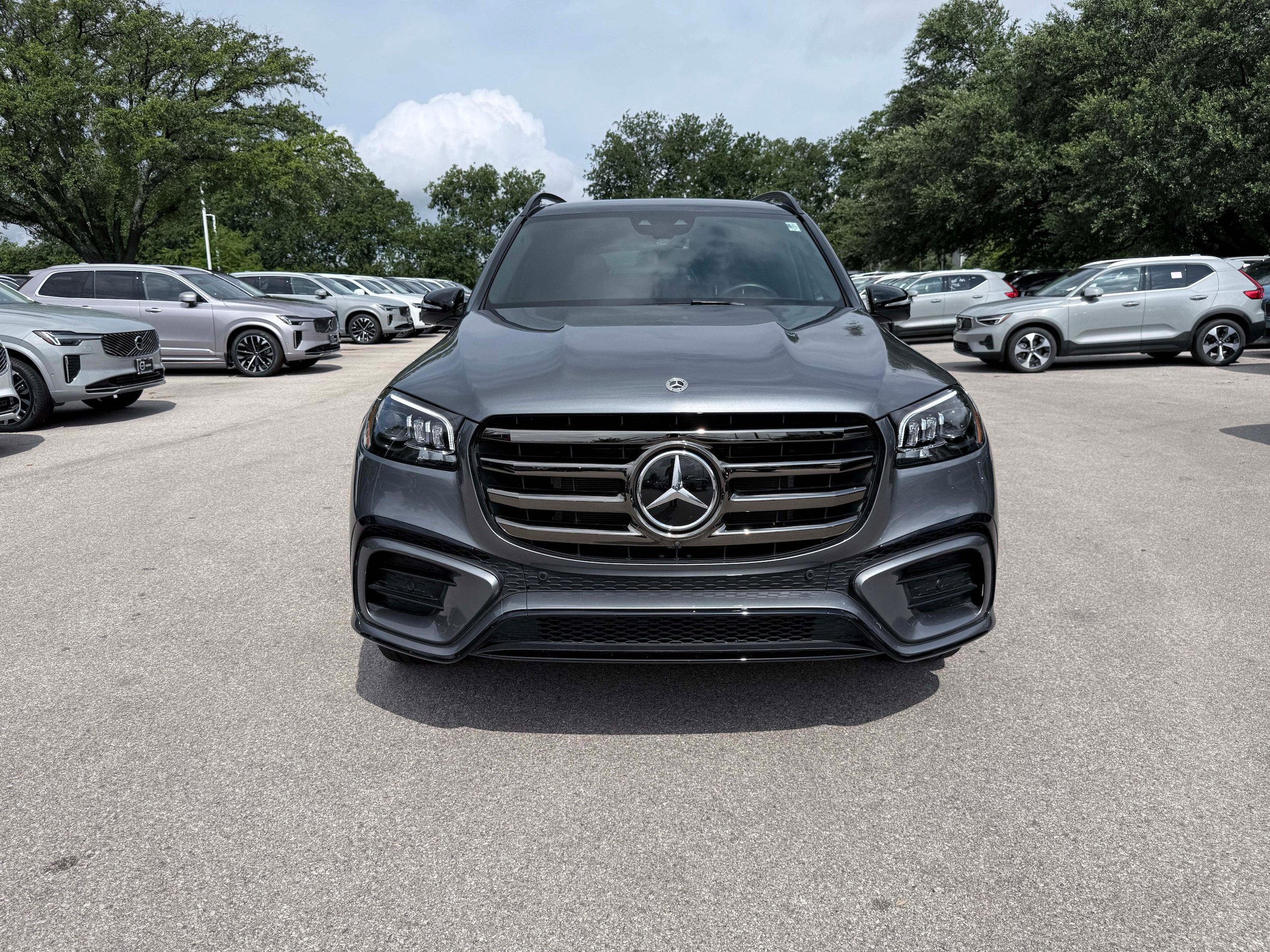 Used 2025 Mercedes-Benz GLS 450 4MATIC image 8