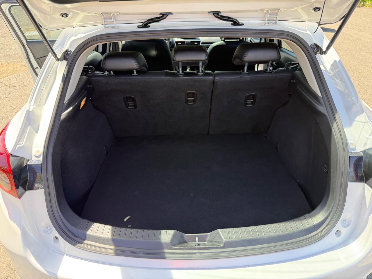 Used 2017 MAZDA MAZDA3 Grand Touring FWD image 19