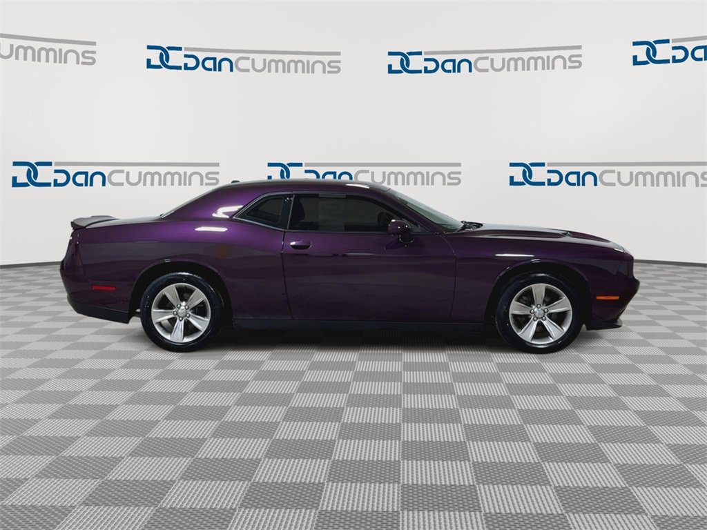 Used 2020 Dodge Challenger SXT image 9