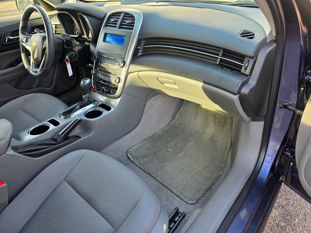 Used 2015 Chevrolet Malibu LS image 20