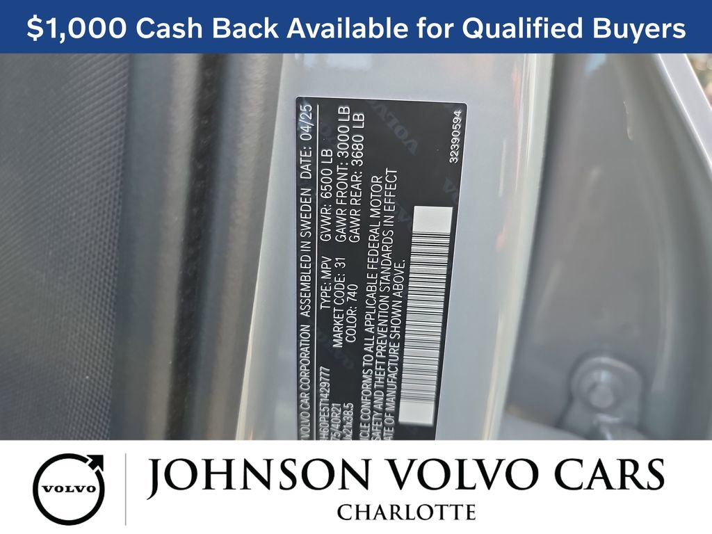 New 2026 Volvo XC90 T8 Plus w/ Protection Package Premier image 40