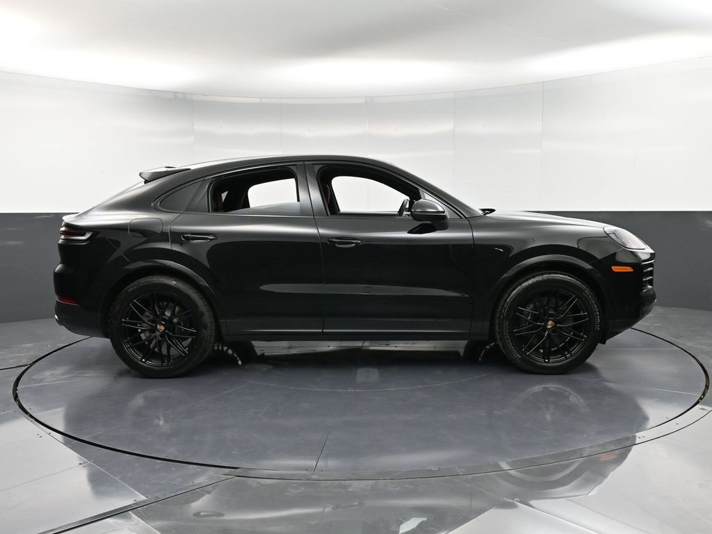 New 2026 Porsche Cayenne Coupe image 9